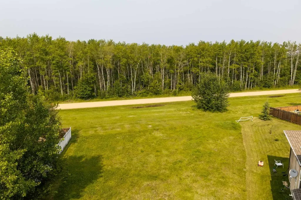 3215 45 Avenue Athabasca AB T9S 1P1