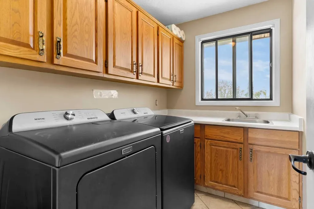 31170 Range Road 42 Range Rural Mountain View County AB T0M 0R0