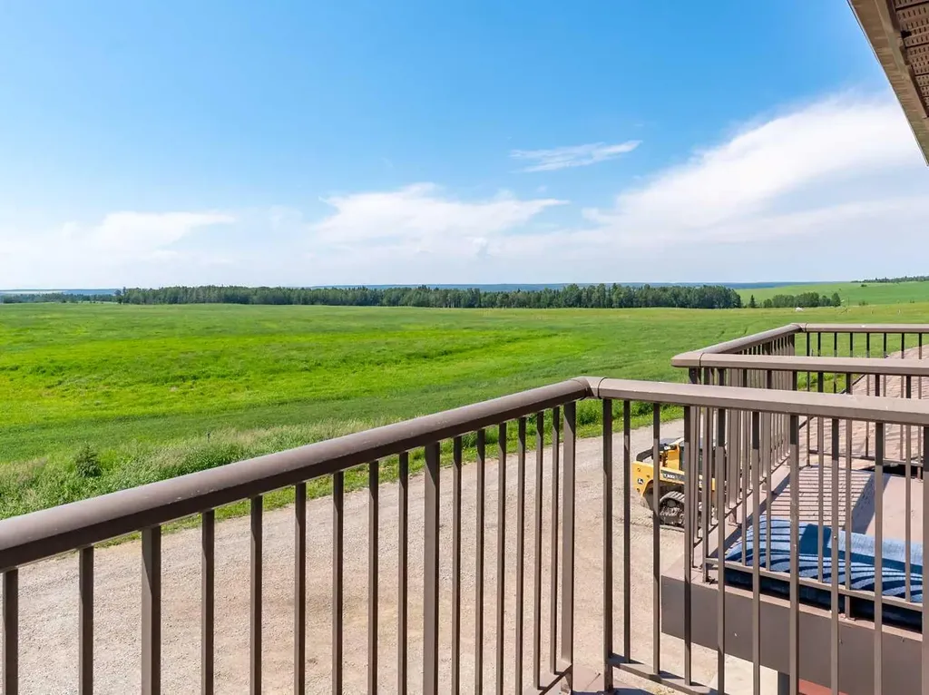 31170 Range Road 42 Range Rural Mountain View County AB T0M 0R0