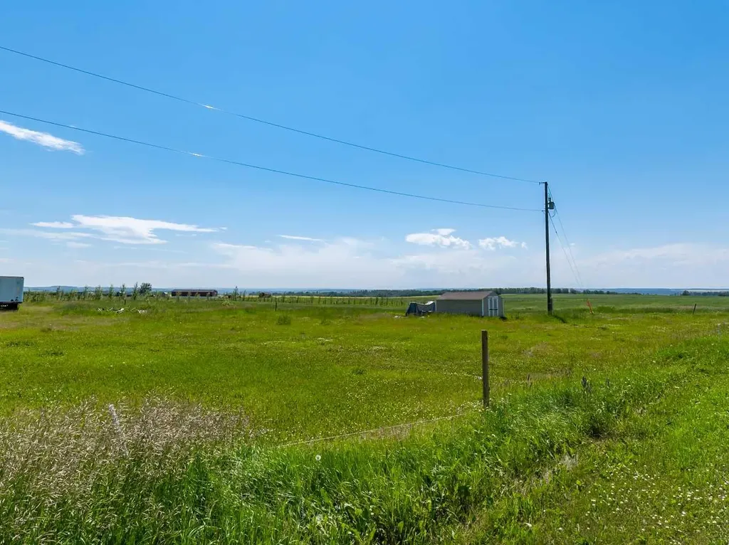 31170 Range Road 42 Range Rural Mountain View County AB T0M 0R0