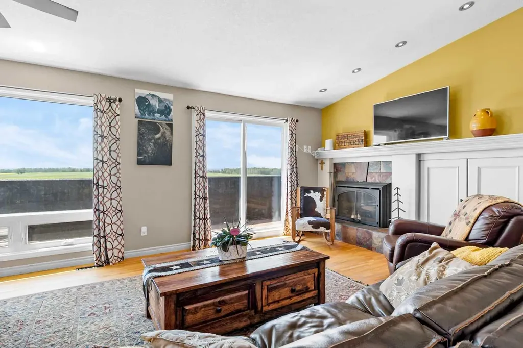 31170 Range Road 42 Range Rural Mountain View County AB T0M 0R0