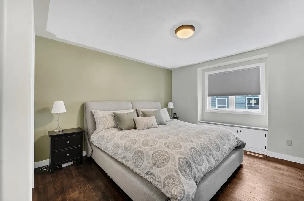 39 Parkland Close E Brooks AB T1R 0M2