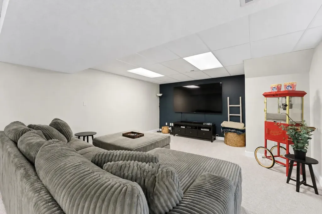 39 Parkland Close E Brooks AB T1R 0M2