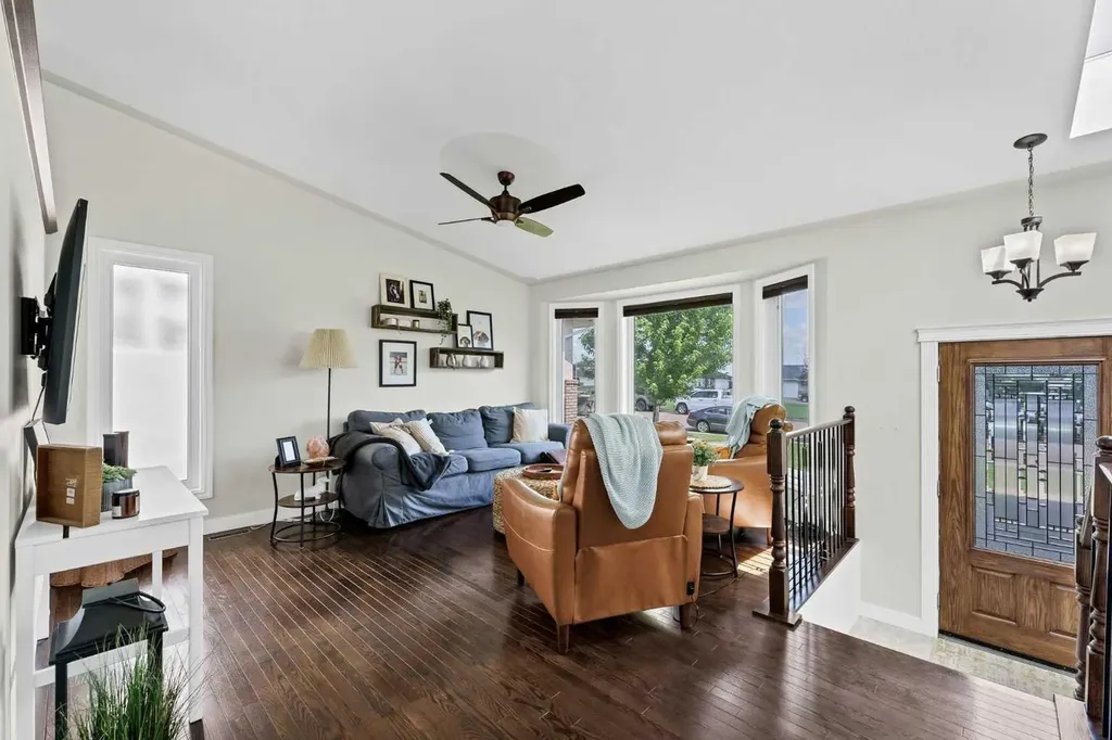 39 Parkland Close E Brooks AB T1R 0M2