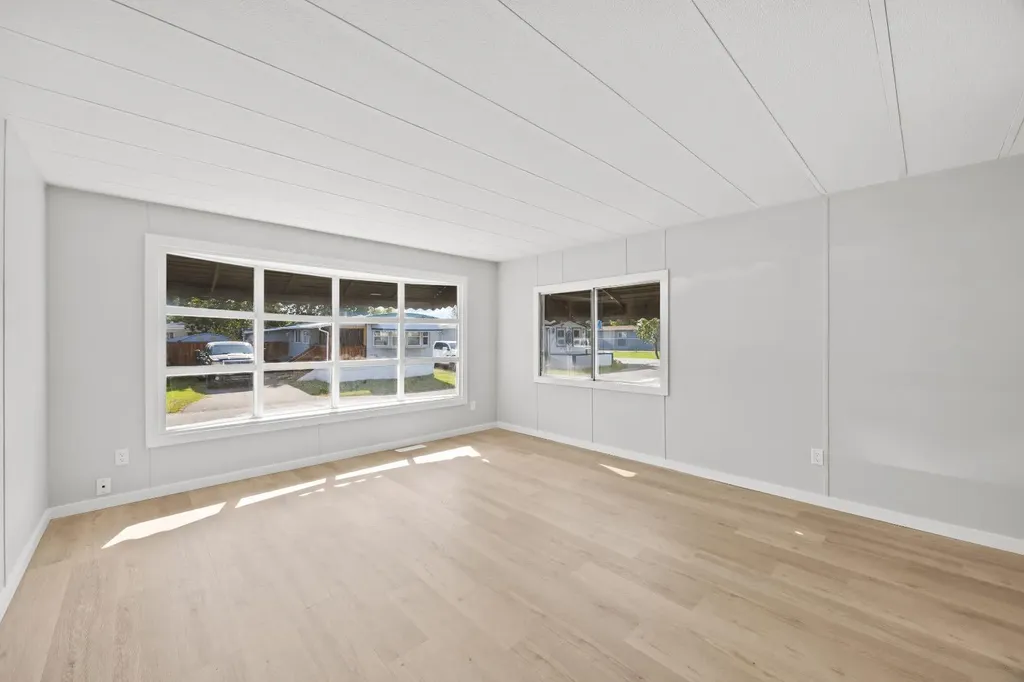 6220 17 Avenue SE Calgary AB T2A 4V5