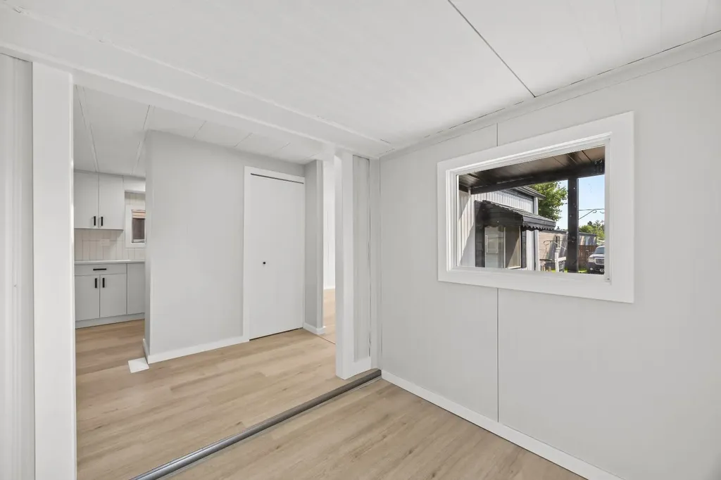 6220 17 Avenue SE Calgary AB T2A 4V5
