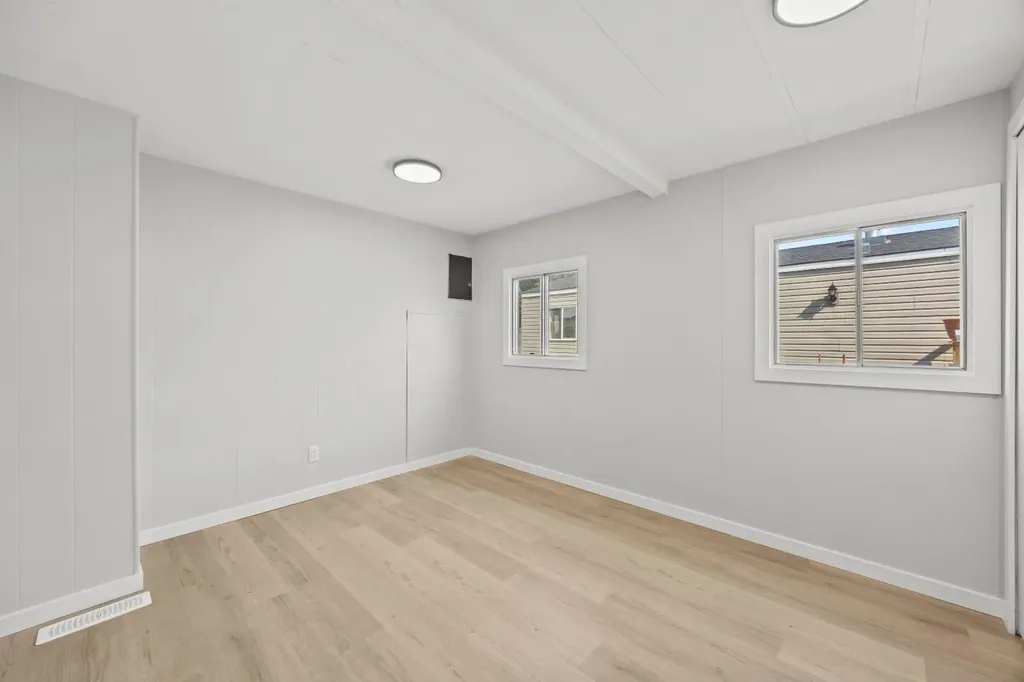 6220 17 Avenue SE Calgary AB T2A 4V5