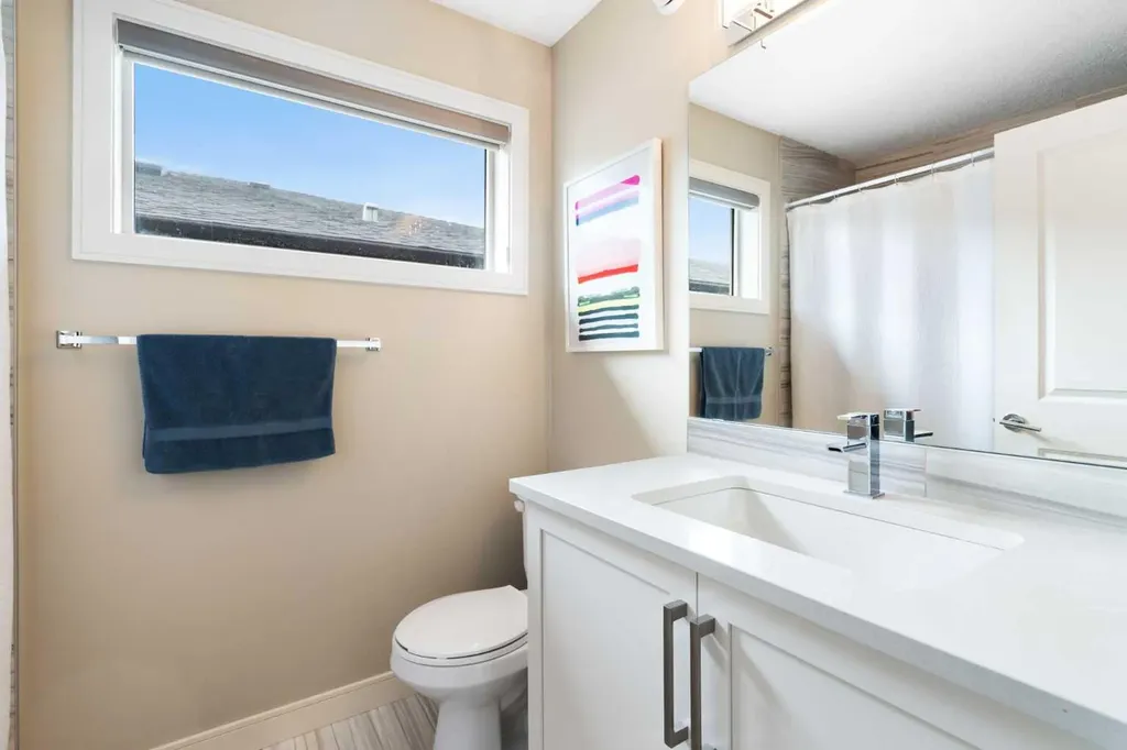 3213 Kinsale Road SW Calgary AB T3E 4S1