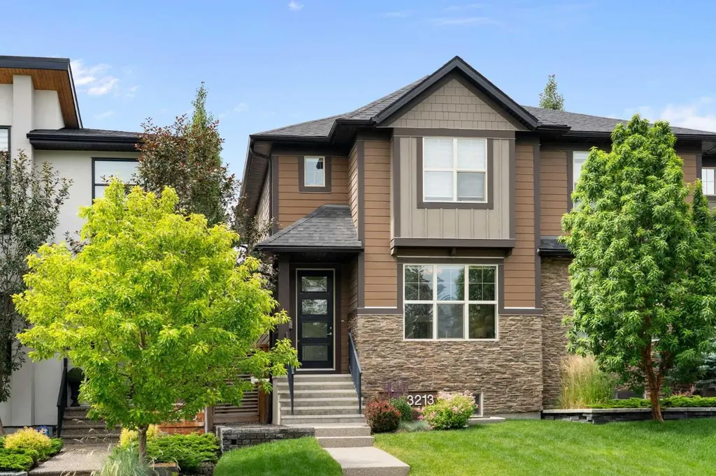 3213 Kinsale Road SW Calgary AB T3E 4S1