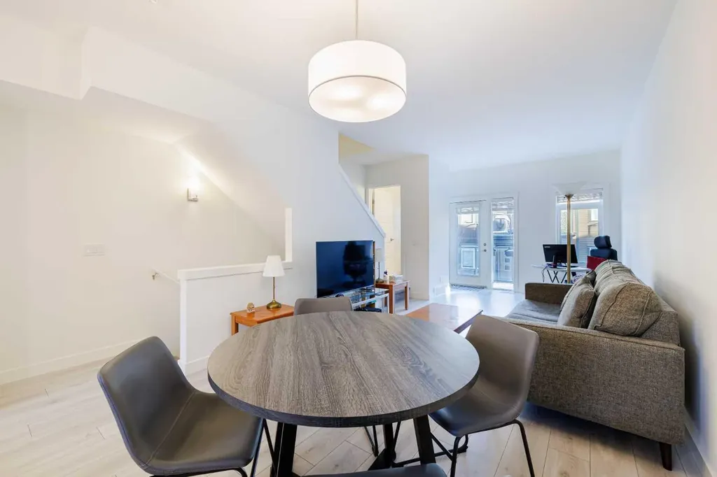 50 Sage Bluff Circle NW Calgary AB T3R 1T5