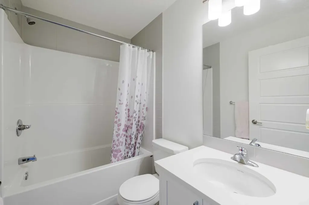 50 Sage Bluff Circle NW Calgary AB T3R 1T5