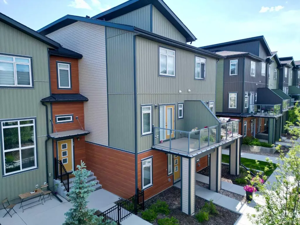 50 Sage Bluff Circle NW Calgary AB T3R 1T5
