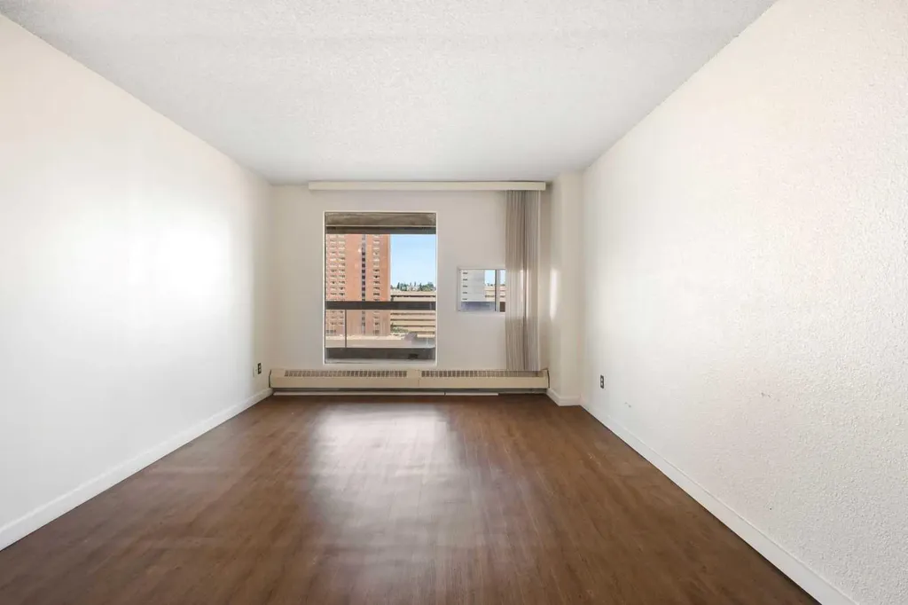 221 6 Avenue SE Calgary AB T2G 4Z9