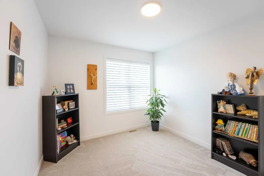 244 Blackwolf Place N Lethbridge AB T1H 7J2