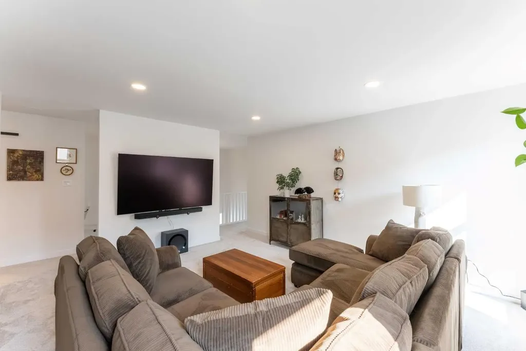 244 Blackwolf Place N Lethbridge AB T1H 7J2