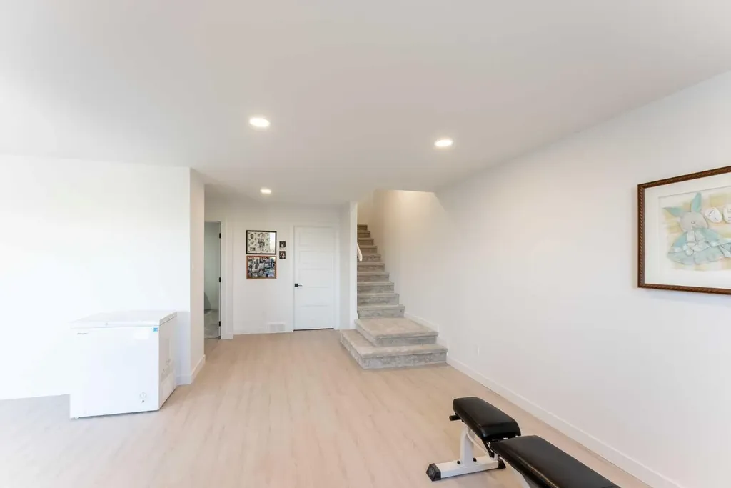 244 Blackwolf Place N Lethbridge AB T1H 7J2