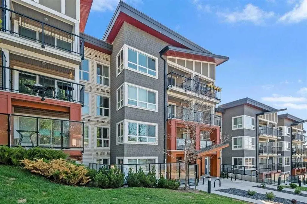 510 Edmonton Trail NE Calgary AB T2E 0J7