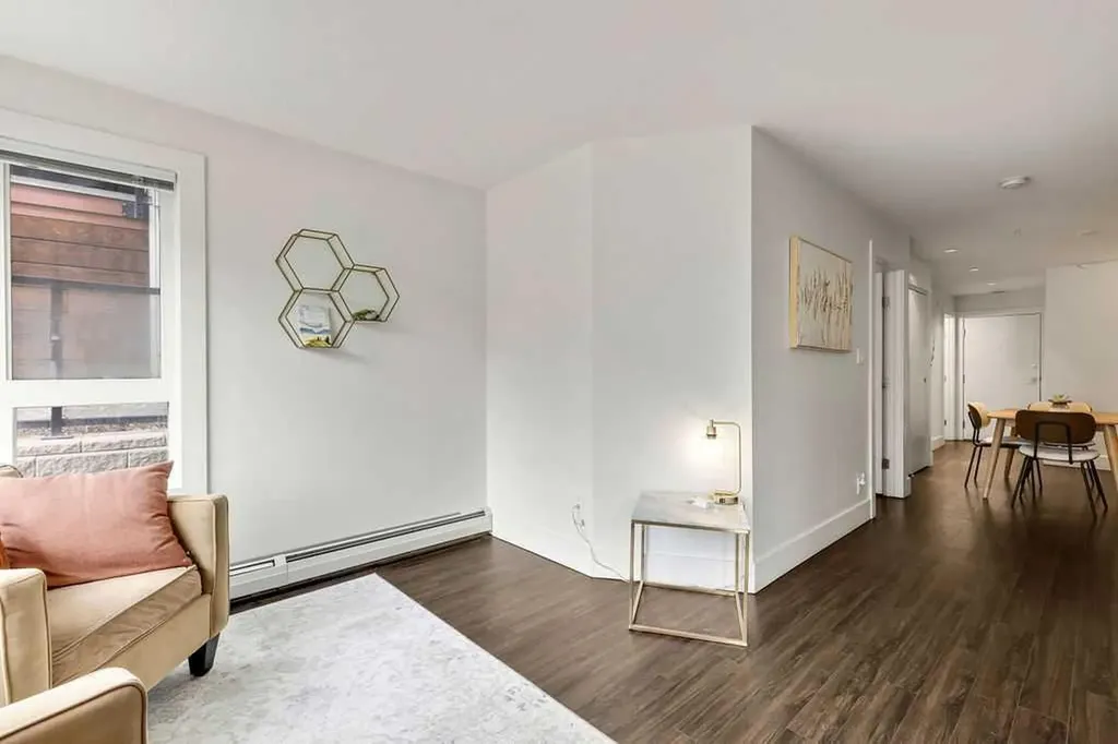 510 Edmonton Trail NE Calgary AB T2E 0J7