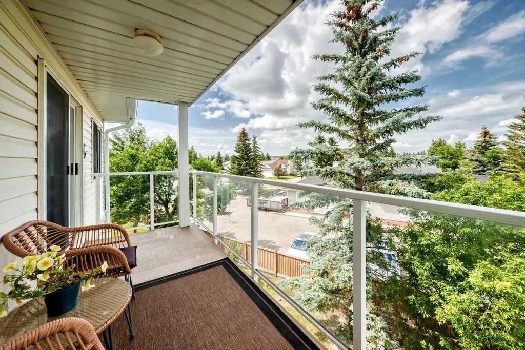 309 Woodside Drive NW Airdrie AB T4B 2E7