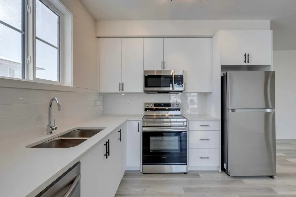 15 Sage Meadows Landing NW Calgary AB T3P 1E5