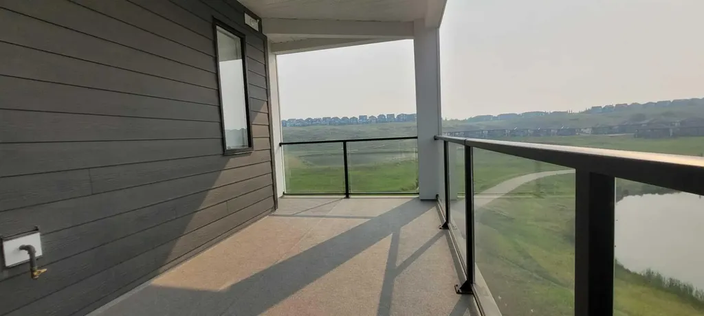 15 Sage Meadows Landing NW Calgary AB T3P 1E5