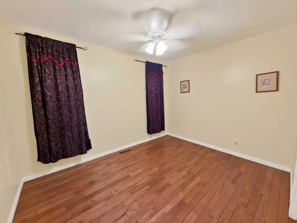 10014 96 Avenue La Crete AB T0H 2H0