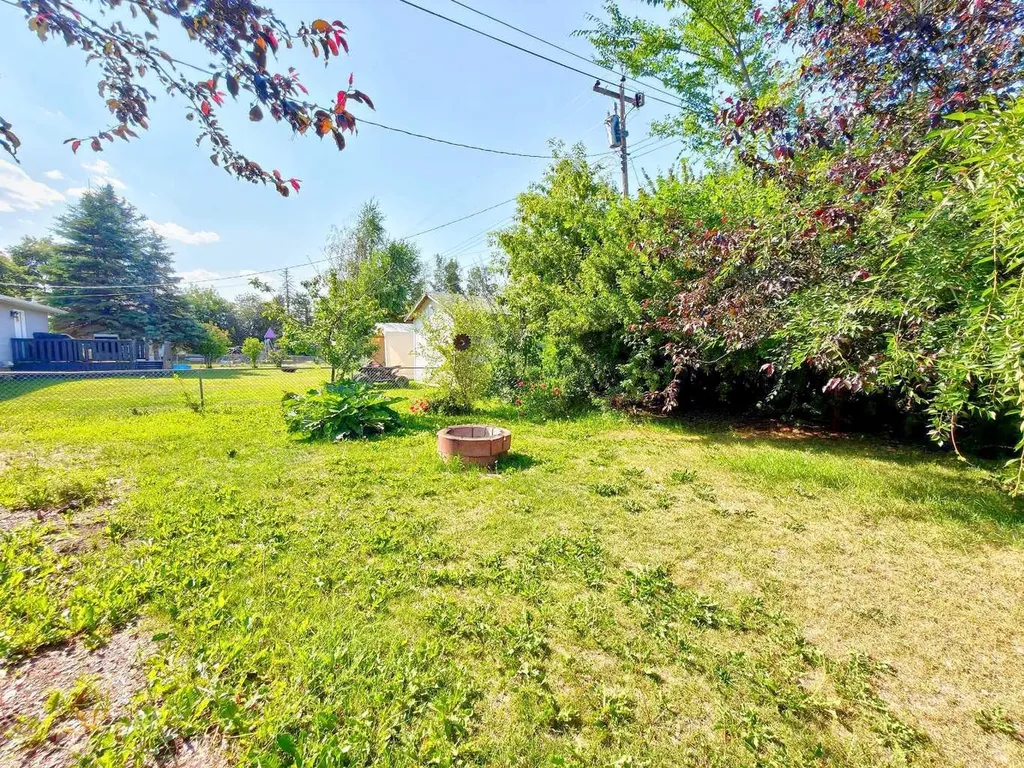10014 96 Avenue La Crete AB T0H 2H0