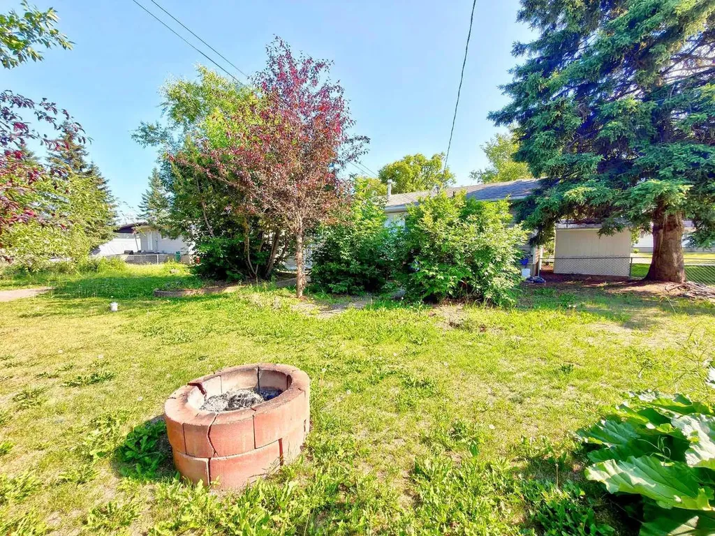 10014 96 Avenue La Crete AB T0H 2H0