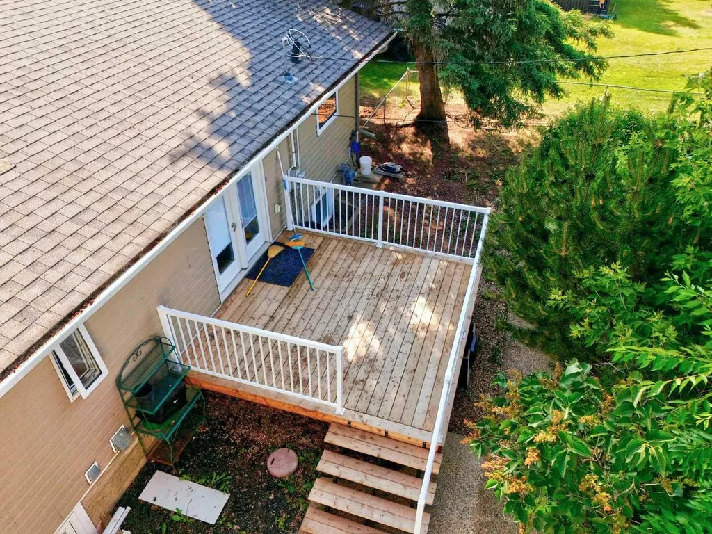 10014 96 Avenue La Crete AB T0H 2H0
