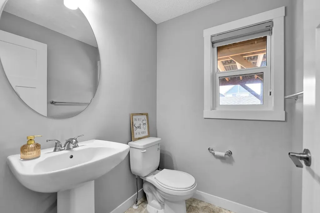 87 Howse Crescent NE Calgary AB T3P 1L4