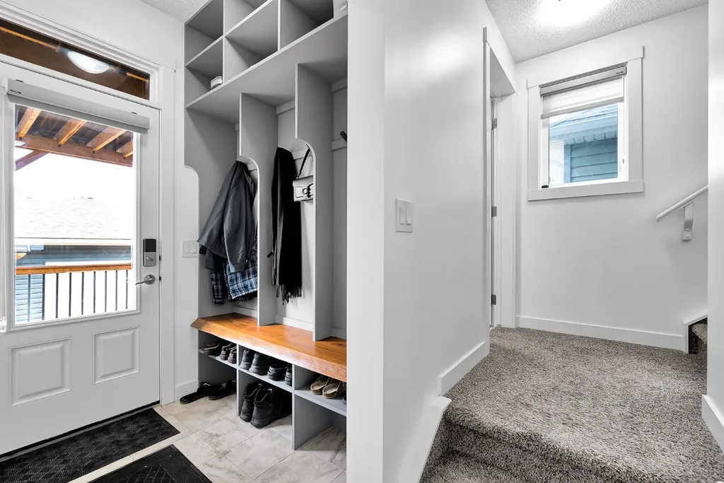 87 Howse Crescent NE Calgary AB T3P 1L4