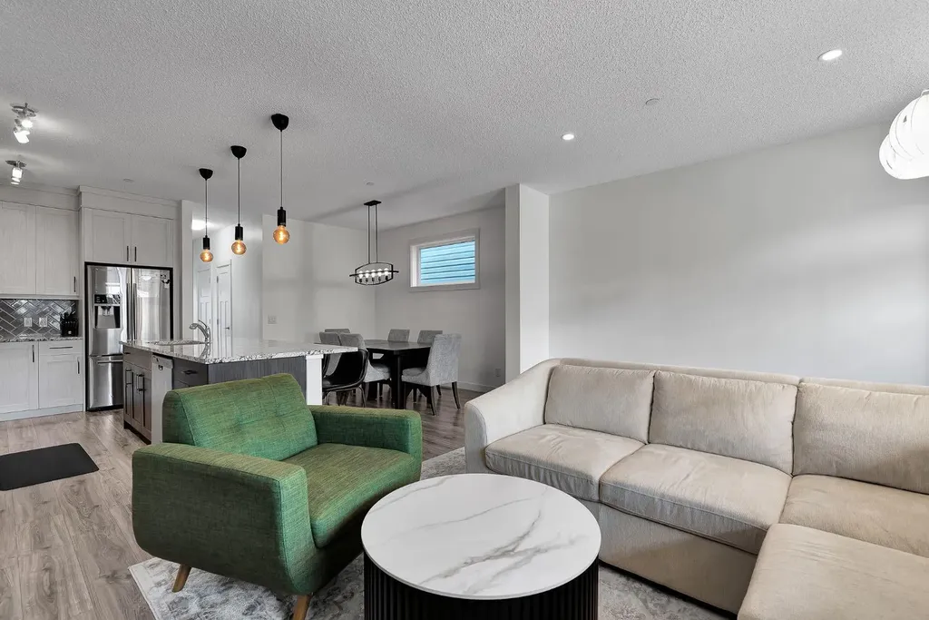 87 Howse Crescent NE Calgary AB T3P 1L4