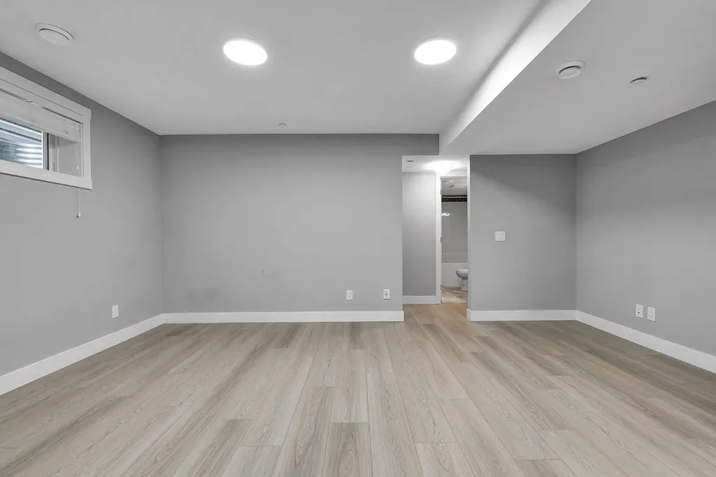 87 Howse Crescent NE Calgary AB T3P 1L4