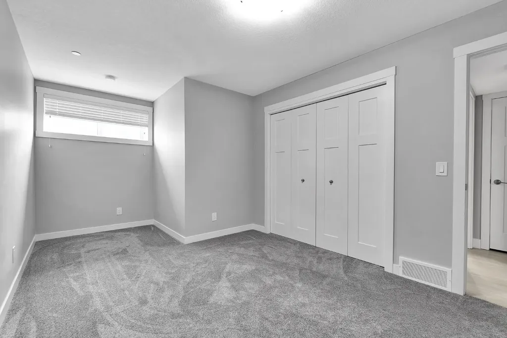 87 Howse Crescent NE Calgary AB T3P 1L4