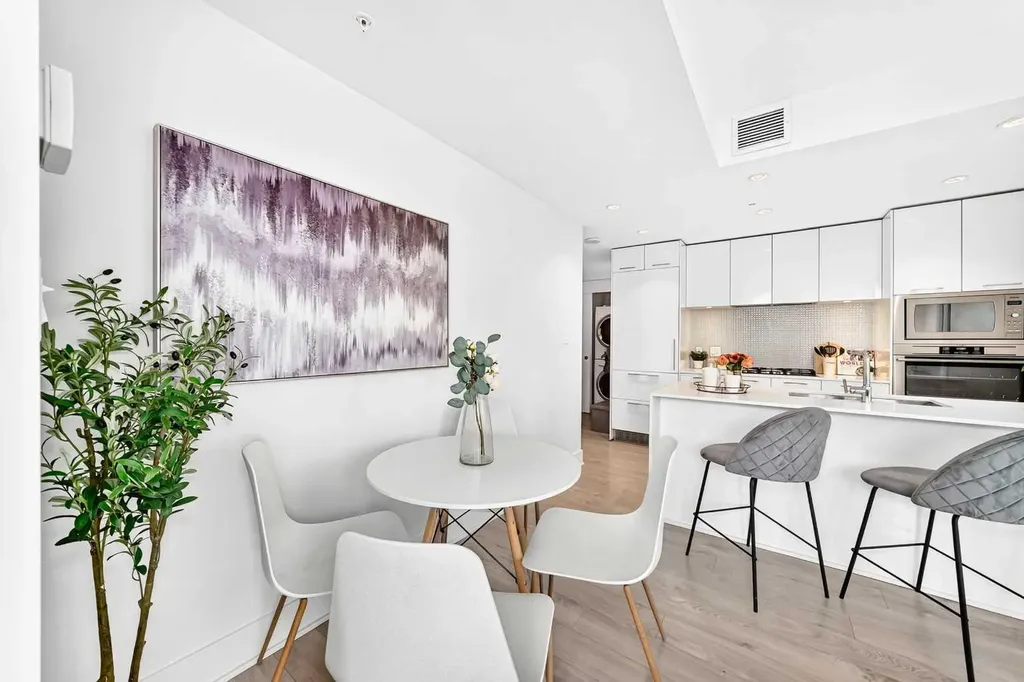 901 10 Avenue SW Calgary AB T2R 0B5