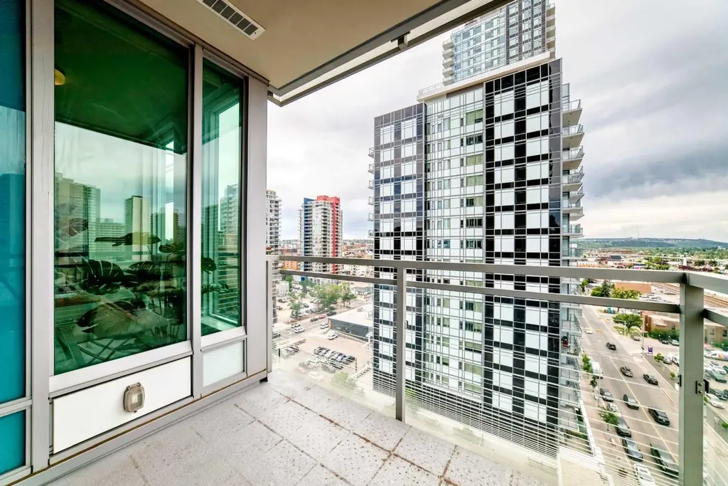 901 10 Avenue SW Calgary AB T2R 0B5