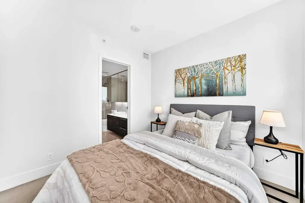 901 10 Avenue SW Calgary AB T2R 0B5