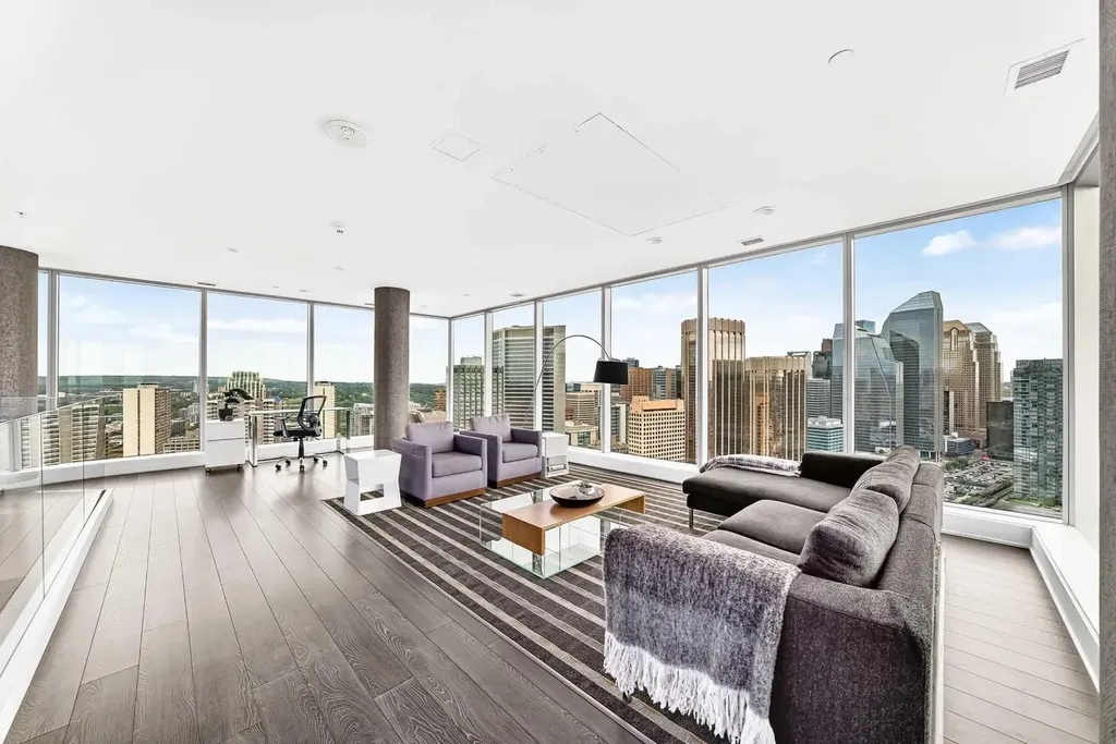 901 10 Avenue SW Calgary AB T2R 0B5
