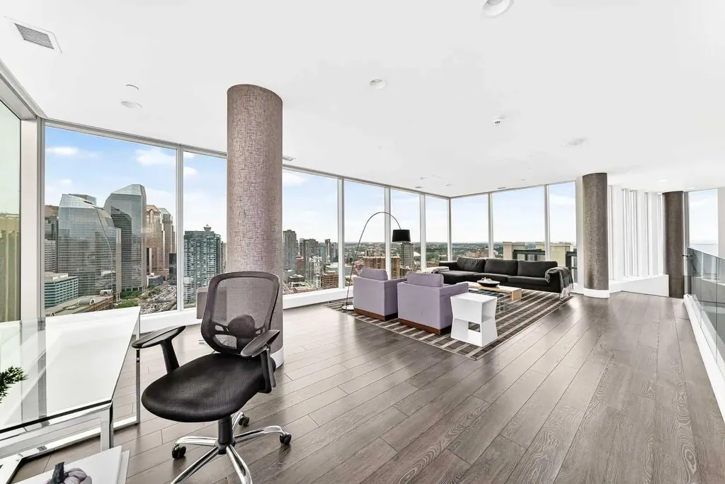 901 10 Avenue SW Calgary AB T2R 0B5