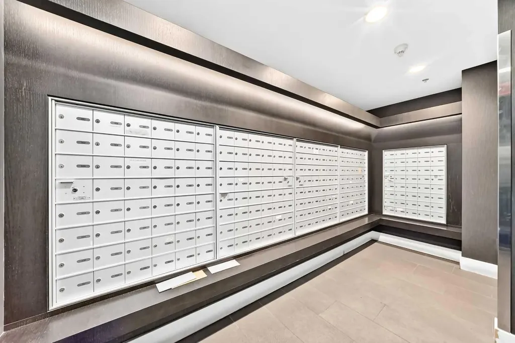 901 10 Avenue SW Calgary AB T2R 0B5