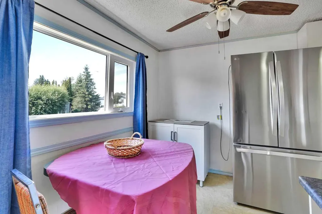 903 Briar Crescent Strathmore AB T1P 1B2