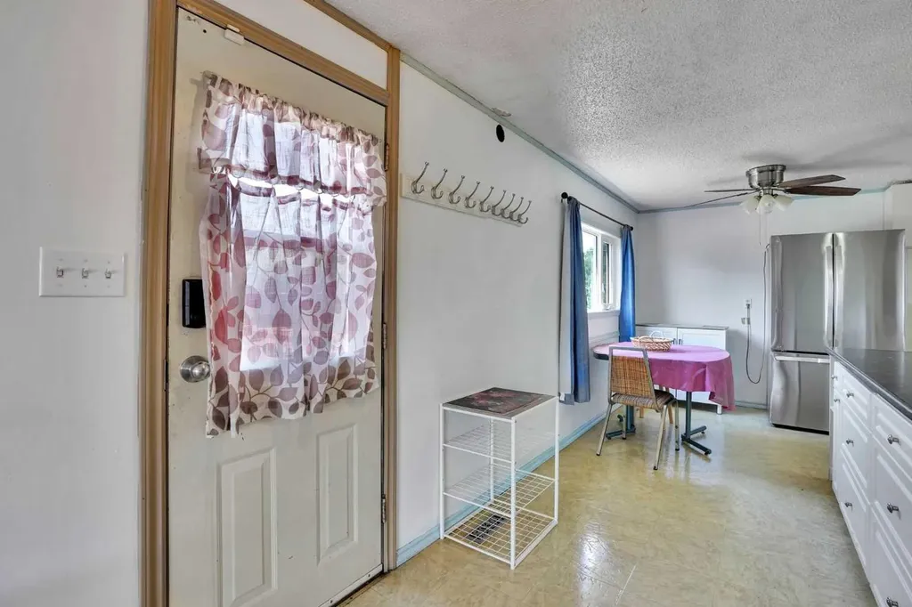 903 Briar Crescent Strathmore AB T1P 1B2