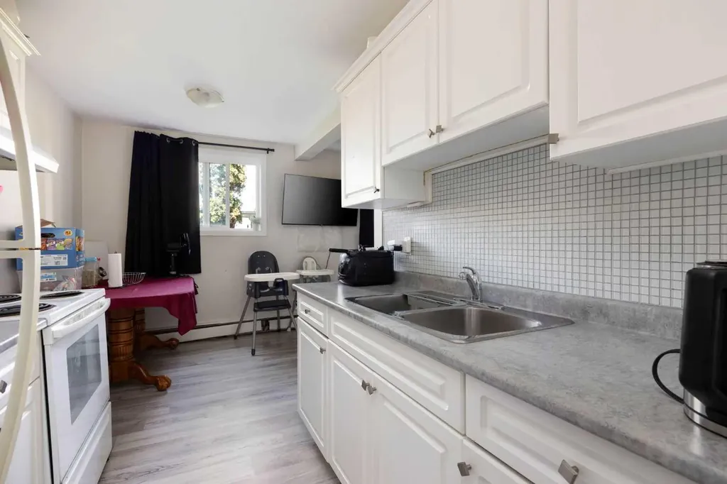 10014 Morrison Street Fort Mcmurray AB T9H 2H1