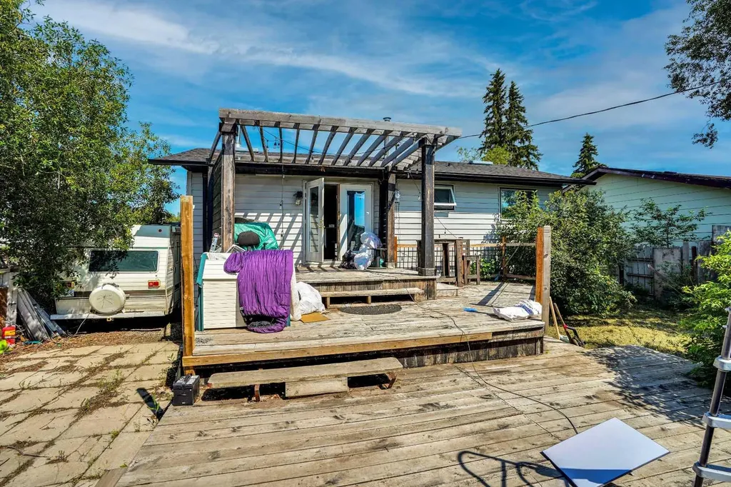 437 Mckinnon Drive Carseland AB T0J0M0
