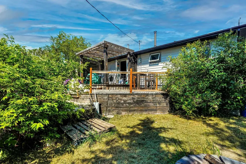 437 Mckinnon Drive Carseland AB T0J0M0