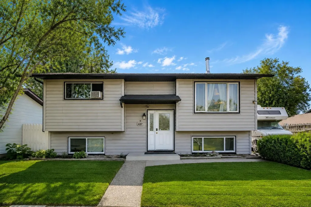437 Mckinnon Drive Carseland AB T0J0M0
