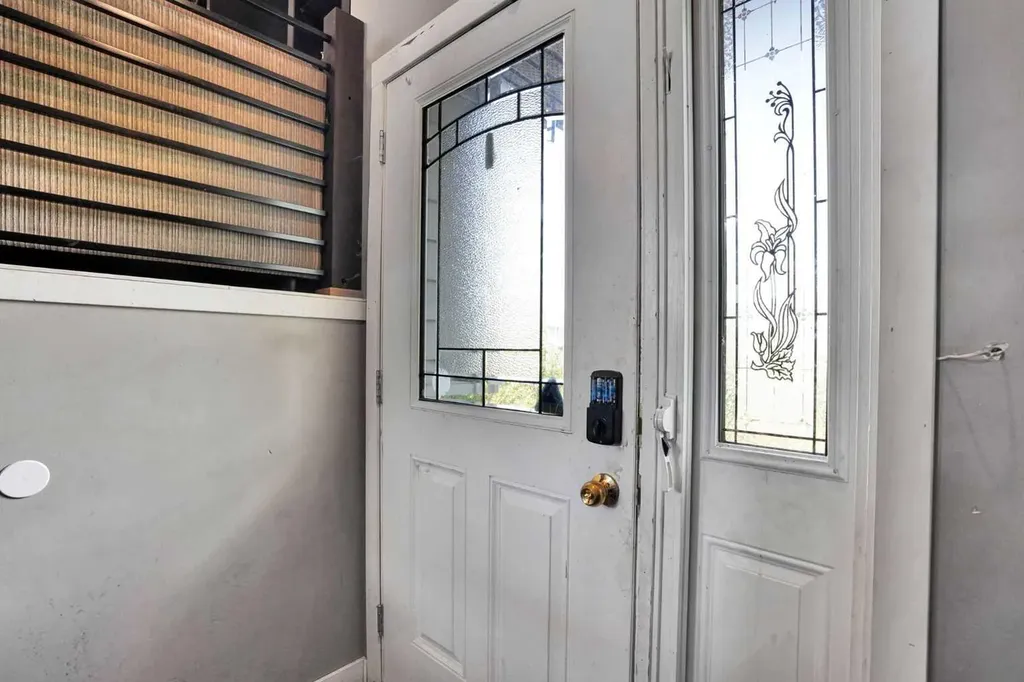 437 Mckinnon Drive Carseland AB T0J0M0