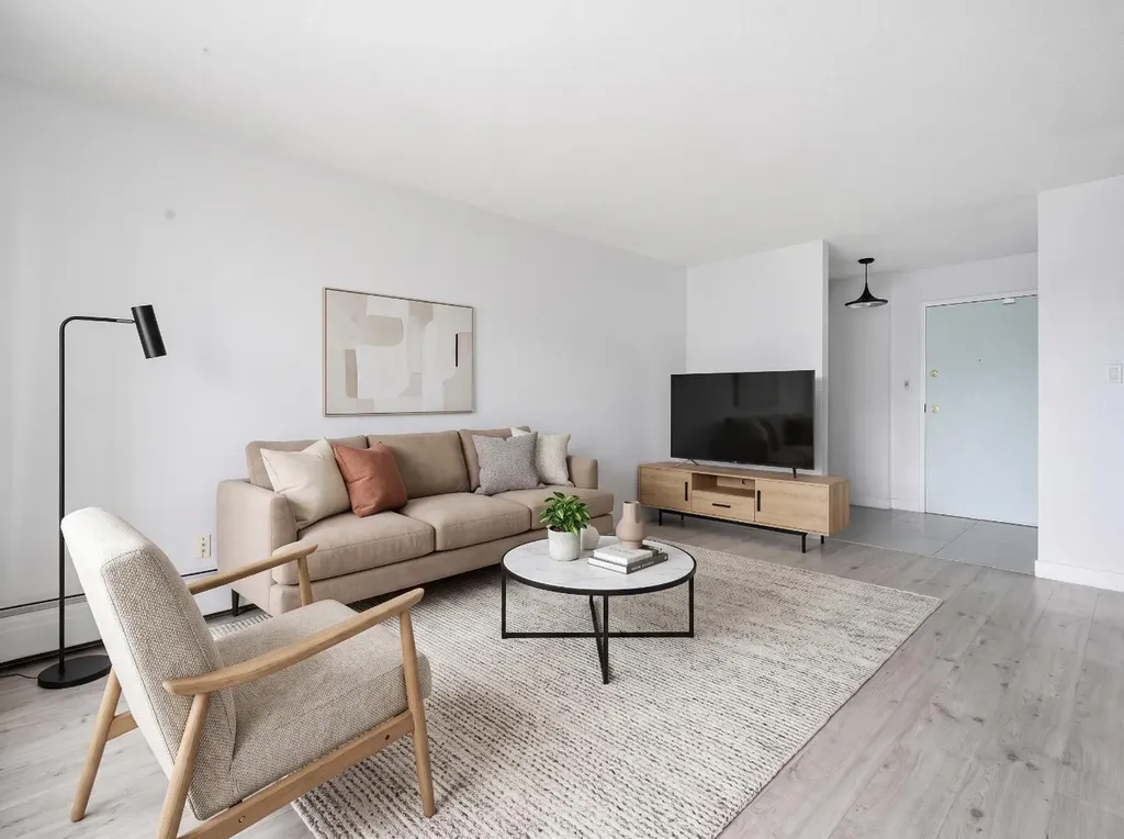 523 15 Avenue SW Calgary AB T2R 0R3
