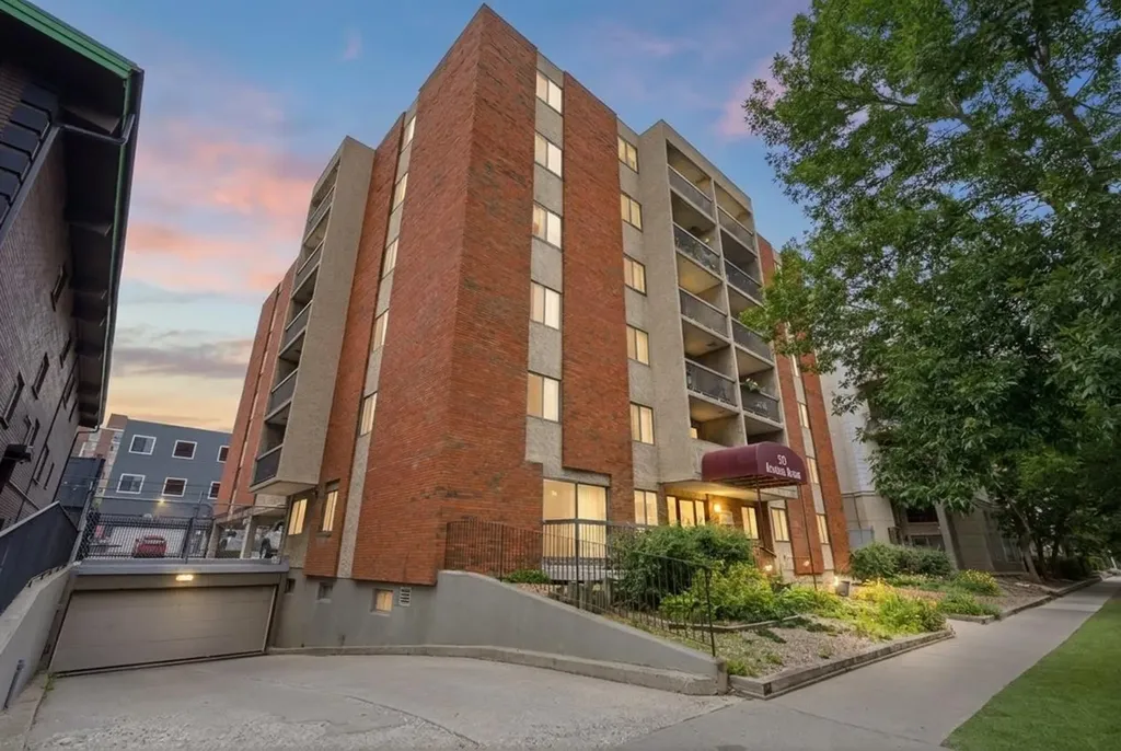 523 15 Avenue SW Calgary AB T2R 0R3
