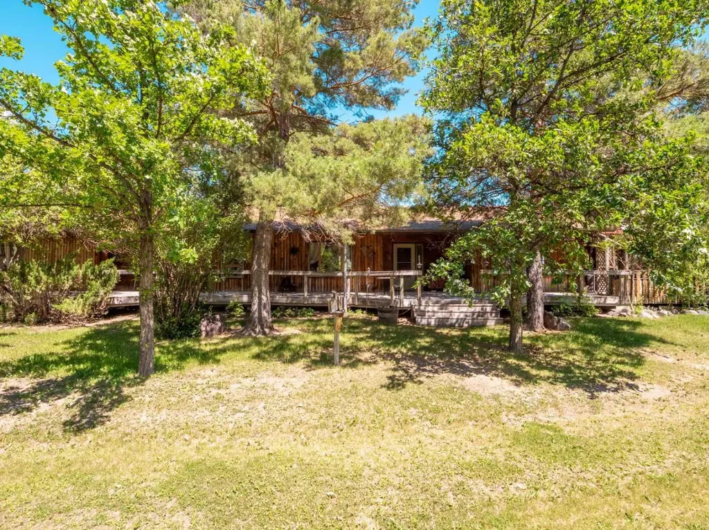 204079 Township Road 63a Raymond AB T0K 2L0